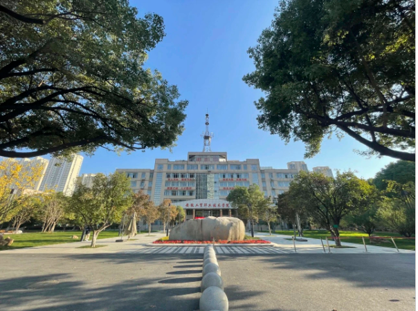 安徽省單招/對(duì)口落榜怎么辦？——安徽工貿(mào)職業(yè)技術(shù)學(xué)院預(yù)科班2025年招生簡章-圖1