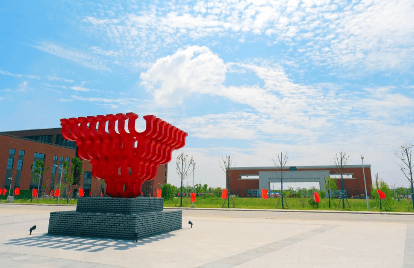 技能成才新通道：2025年安徽建工技師學(xué)院低分考生培養(yǎng)方案-圖2